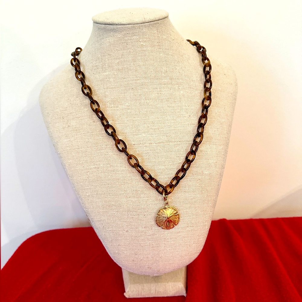 Sand Dollar Tortoise Link Necklace